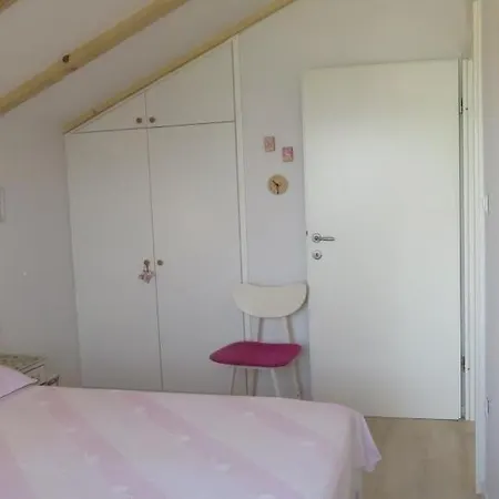 Apartment In With Sea View, Terrace, Air Conditioning, Wi-fi